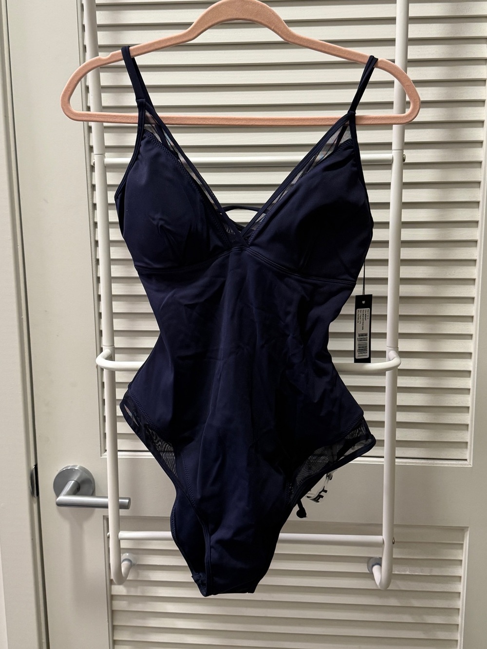 NWT TA3 MESHY NAVY BLUE SIZE L
